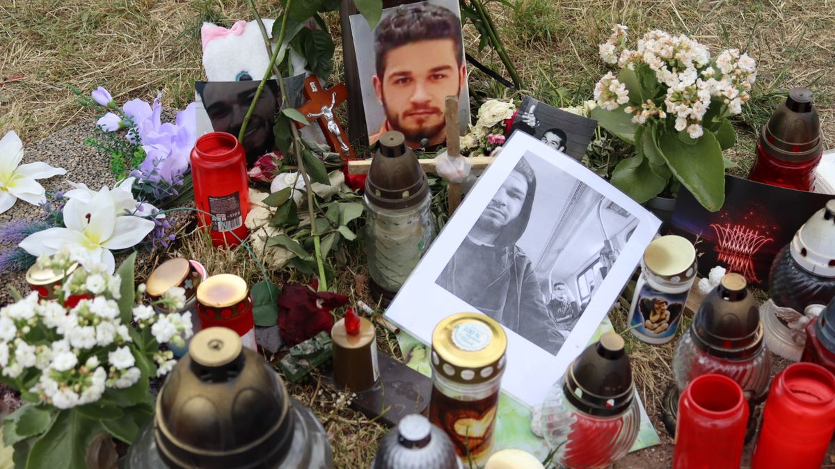 Obrazem: Ukrajinky v Brně uctily oběť sobotní smrtelné potyčky